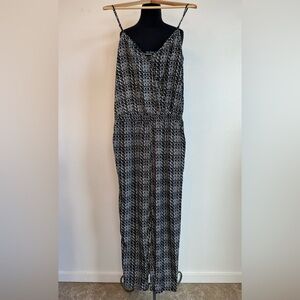 Express Jumpsuit - Black & White - Spaghetti Straps - Size 6
